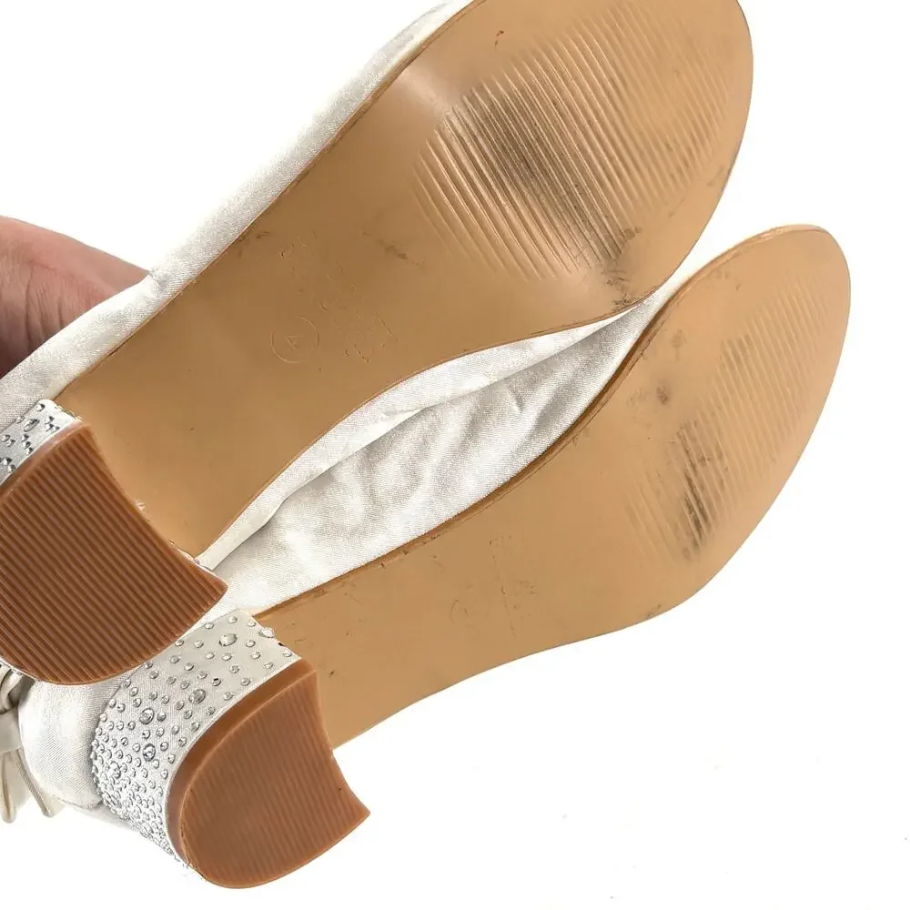Badgley Mischka Girls Sparkle Heel Dress Shoes 4 White Satin Wedding Jewel